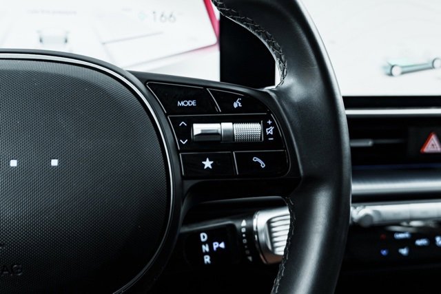 Used 2023 Hyundai Ioniq 6 SEL image 13