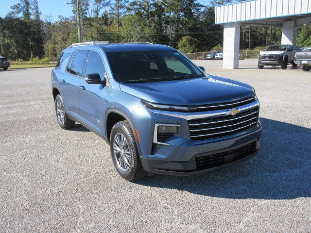 New 2026 Chevrolet Traverse LT w/ Driver Confidence Package image 4