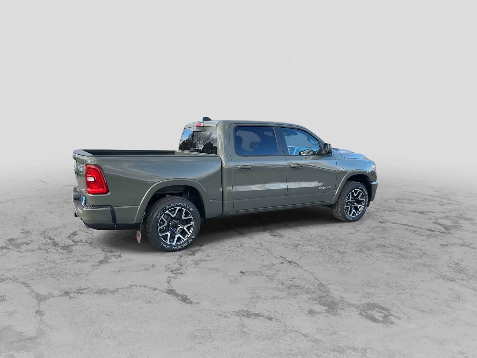 New 2026 RAM 1500 Laramie AWD/4WD image 8