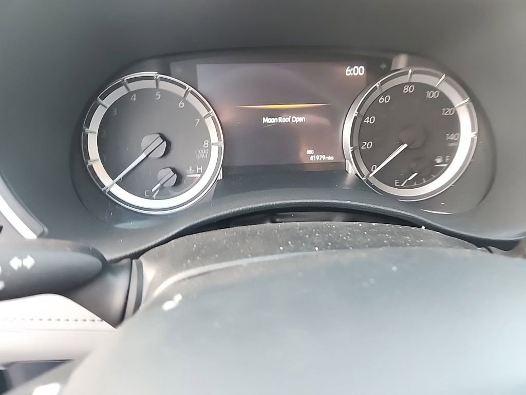 Used 2023 Toyota Highlander L image 24