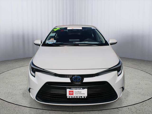 Certified 2024 Toyota Corolla LE w/ LE Convenience Package image 3