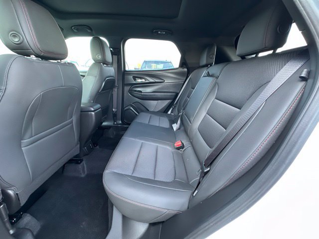 Used 2021 Chevrolet TrailBlazer RS w/ Sun and Liftgate Package AWD/4WD image 23