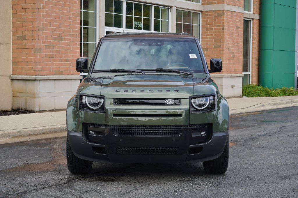 New 2026 Land Rover Defender 110 S AWD/4WD image 4