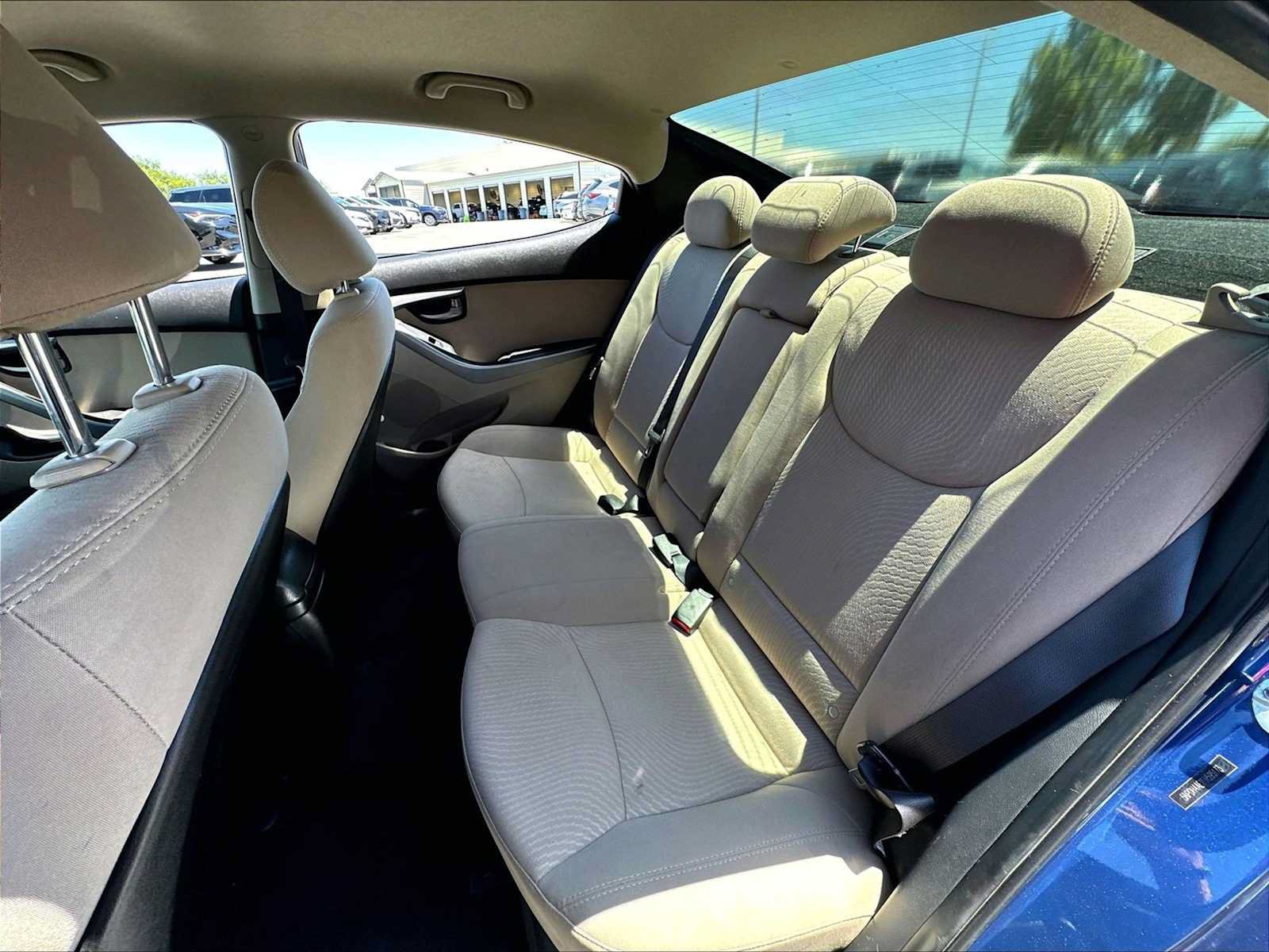Used 2015 Hyundai Elantra SE w/ Option Group 02 FWD image 27
