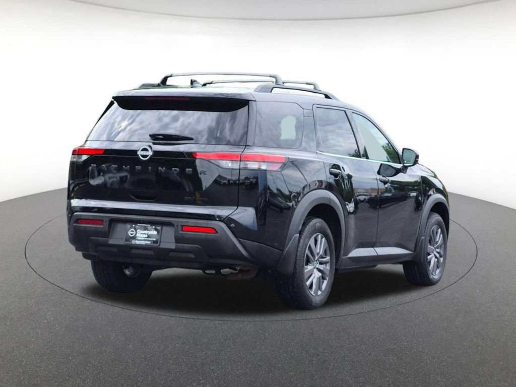 Used 2024 Nissan Pathfinder SV w/ Lighting Package (N92) AWD/4WD image 5
