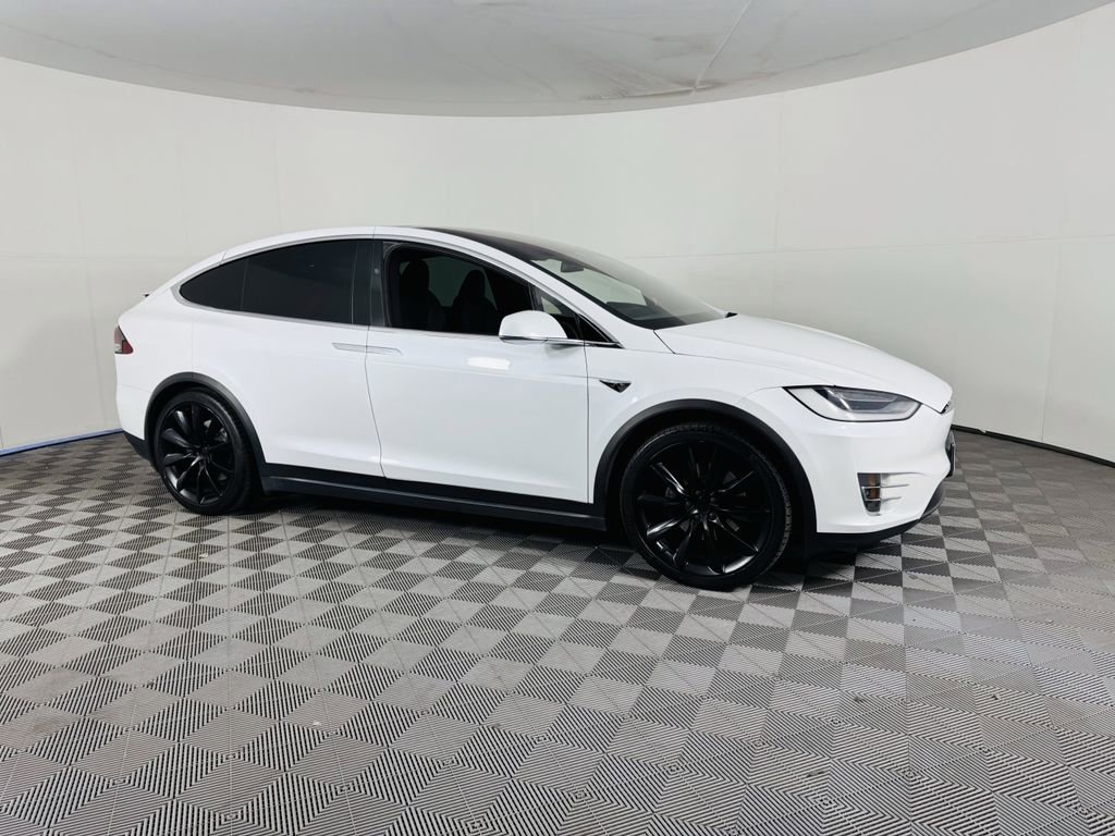 Used 2021 Tesla Model X Long Range image 2