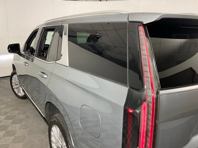 Used 2025 Cadillac Escalade Premium Luxury w/ Touring Package AWD/4WD image 35