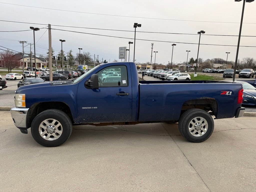 Used 2013 Chevrolet Silverado 3500 LT w/ Interior Plus Package image 10