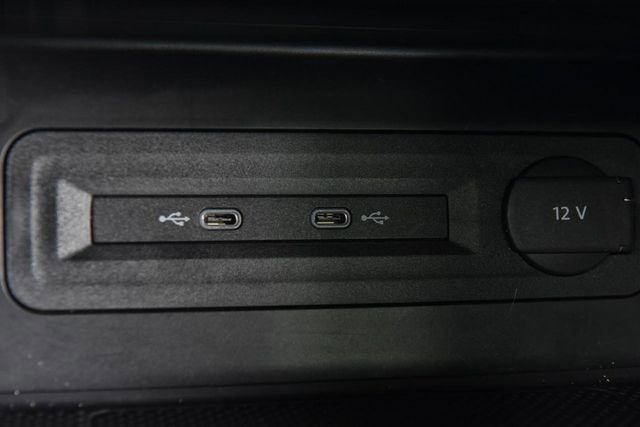 Certified 2023 Volkswagen Atlas Cross Sport SE w/ Panoramic Sunroof Package image 16