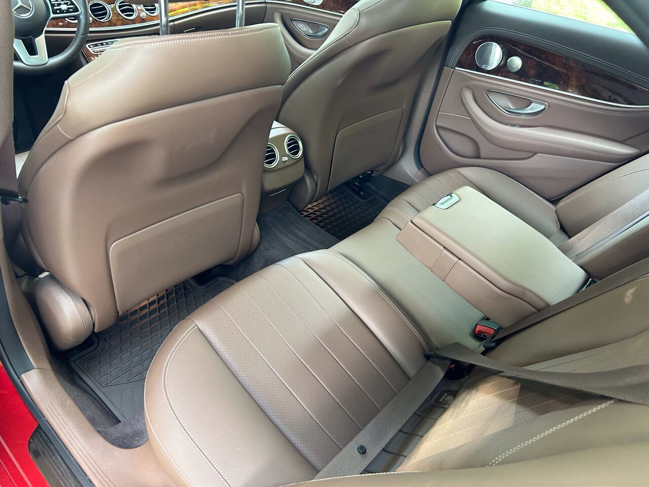 Used 2019 Mercedes-Benz E 450 4MATIC Sedan w/ Driver Assistance Package image 15