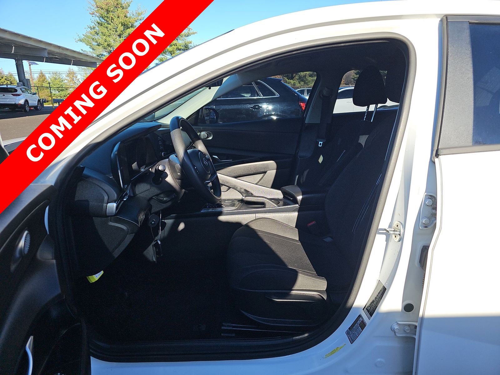 Used 2022 Hyundai Elantra SEL FWD image 6
