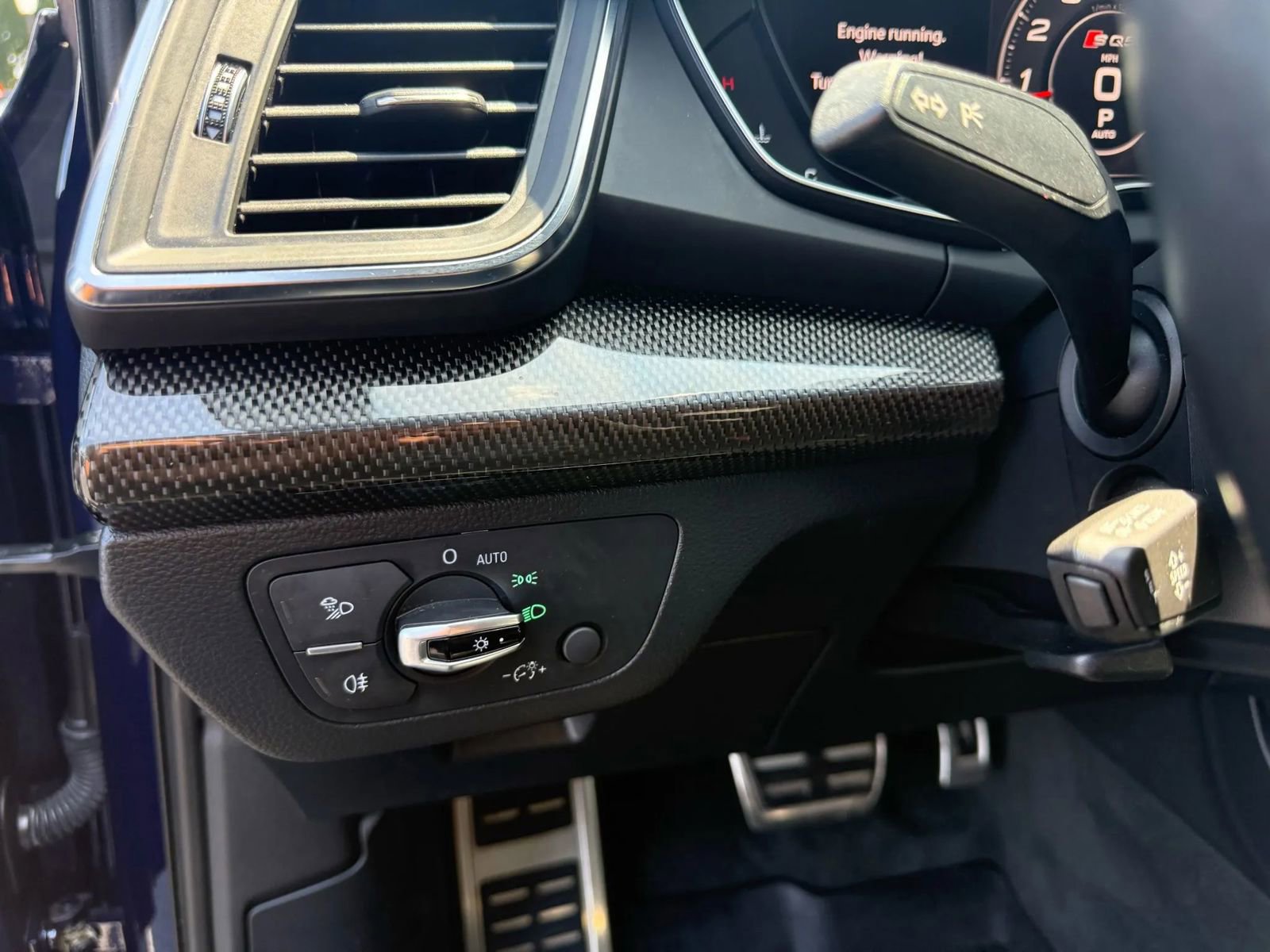 Used 2018 Audi SQ5 Premium Plus w/ Navigation Package image 16