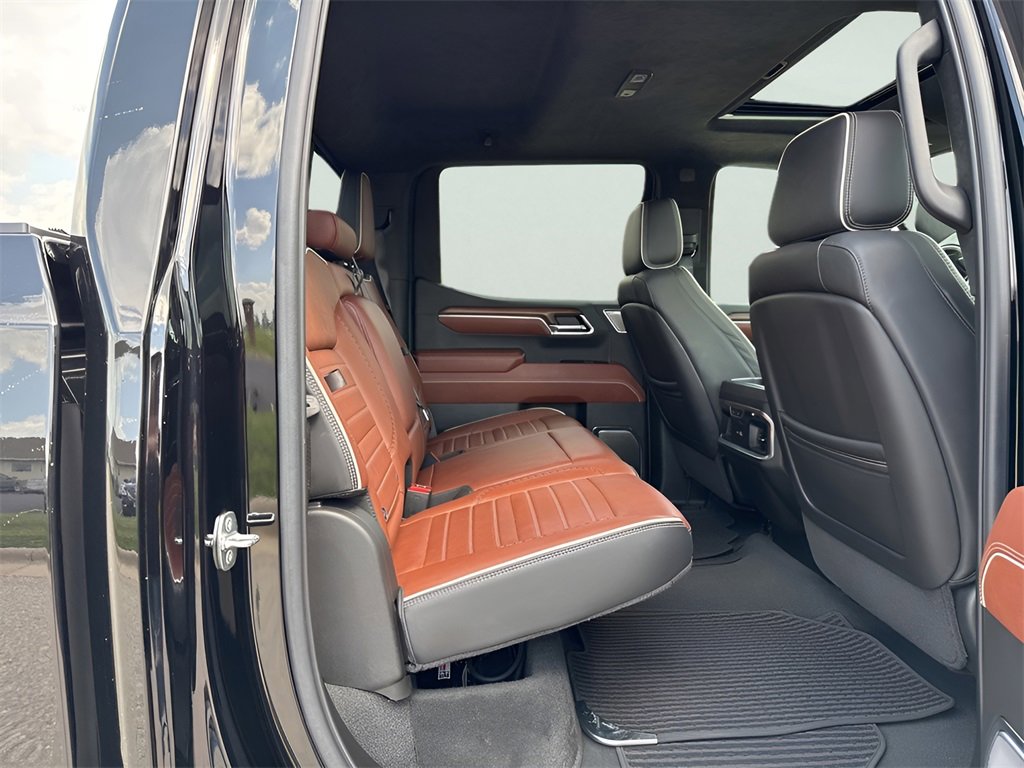 Used 2024 GMC Sierra 1500 Denali Ultimate image 12