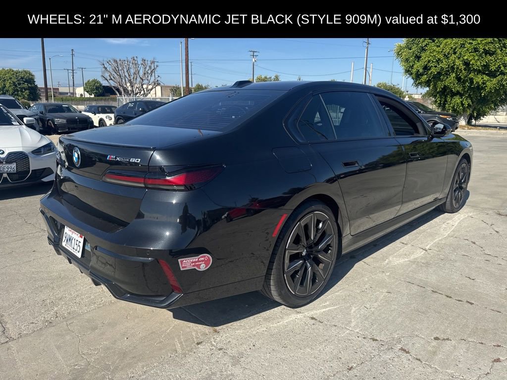 Used 2023 BMW i7 xDrive60 AWD/4WD image 5