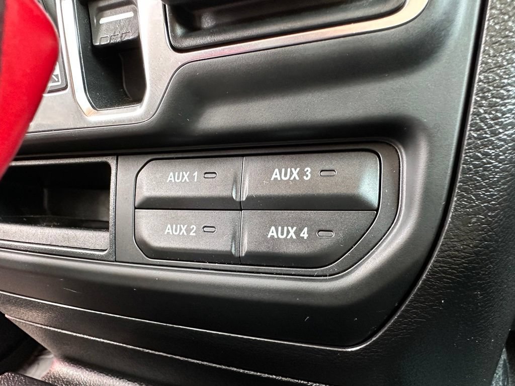Used 2020 Jeep Gladiator Sport w/ Quick Order Package 24S AWD/4WD image 36