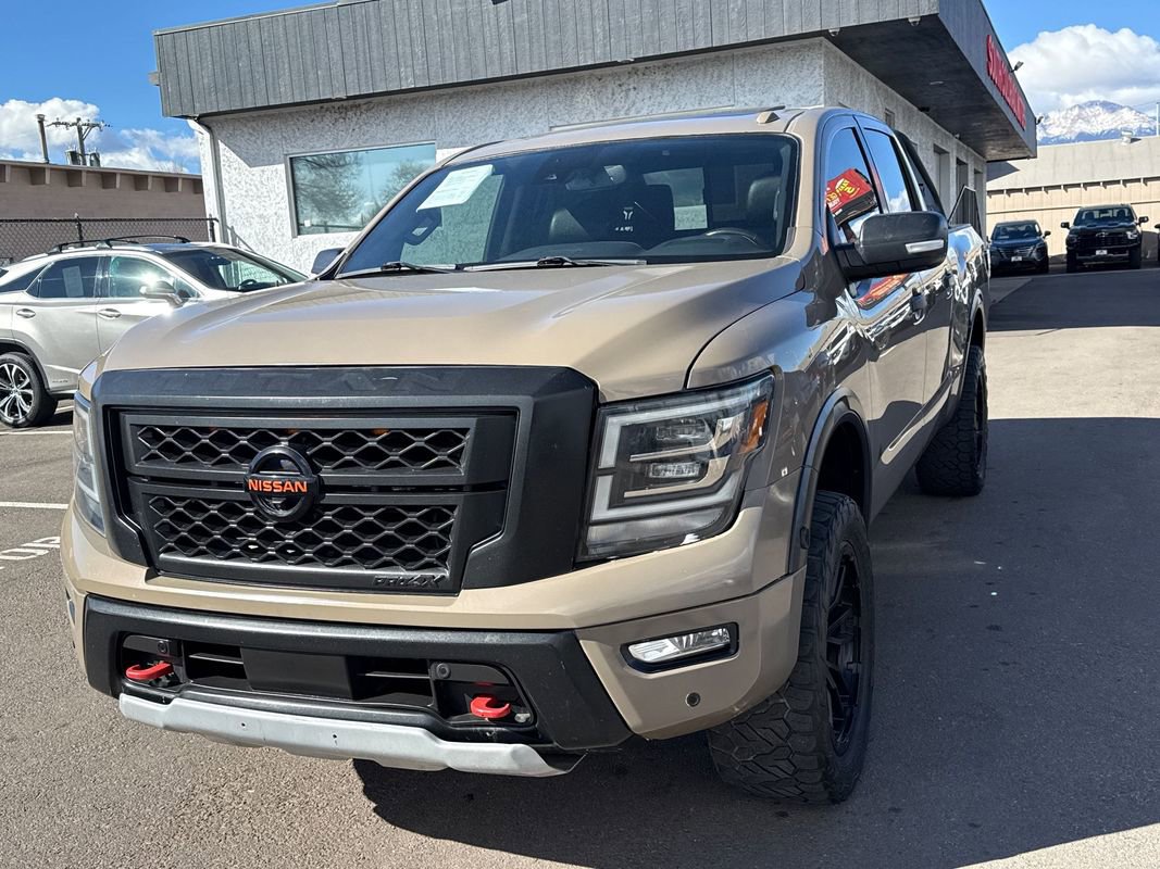 Used 2021 Nissan Titan PRO-4X w/ Pro-4x Convenience Package image 3