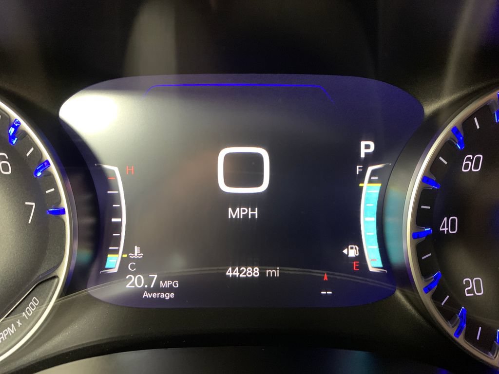 Used 2025 Chrysler Pacifica Select FWD image 32