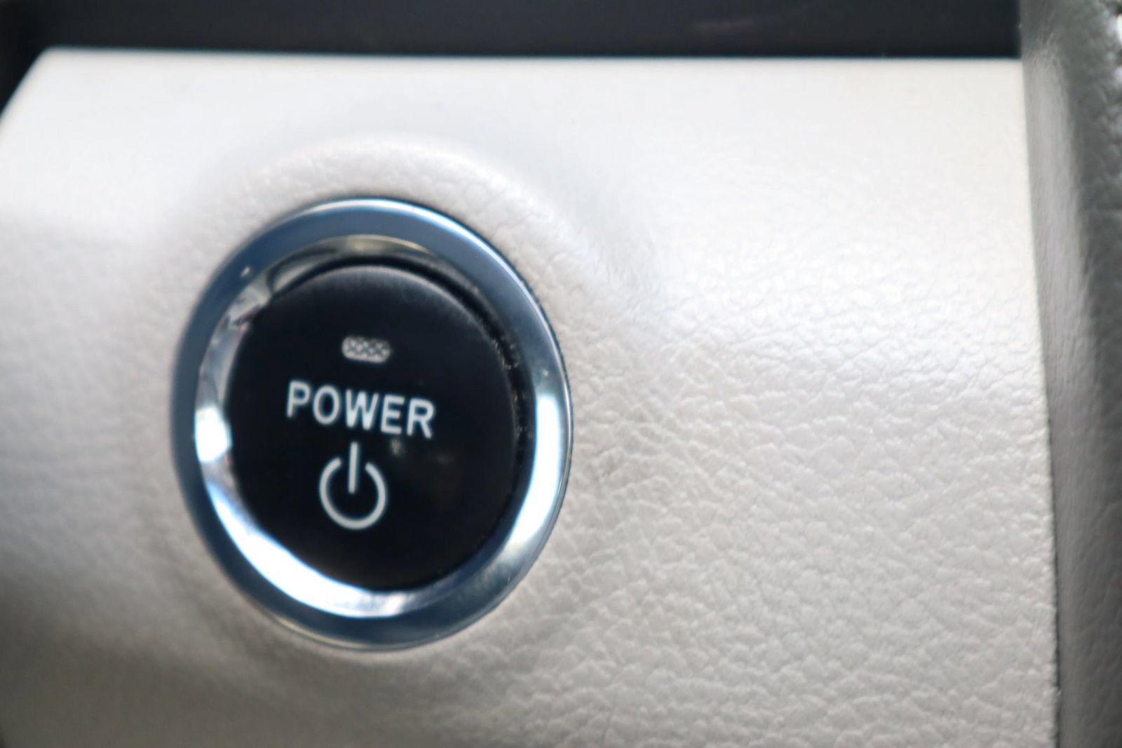 Used 2008 Toyota Camry Hybrid FWD image 24