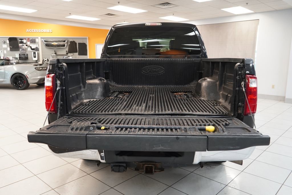 Used 2015 Ford F250 XLT w/ FX4 Off-Road Package AWD/4WD image 9