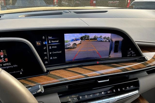 Used 2023 Cadillac Escalade Sport Platinum image 11