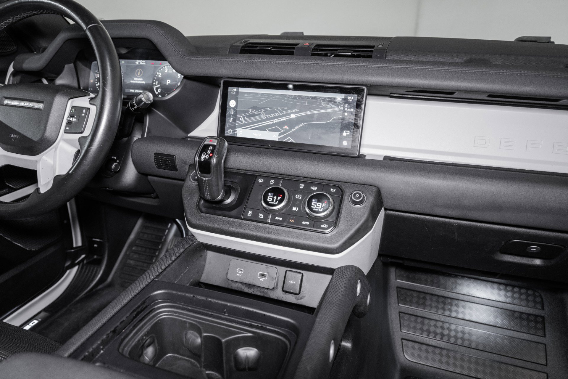 Used 2022 Land Rover Defender 110 X-Dynamic SE image 38