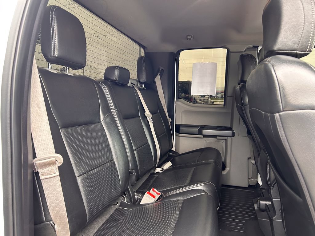 Used 2019 Ford F250 XLT w/ XLT Premium Package AWD/4WD image 18