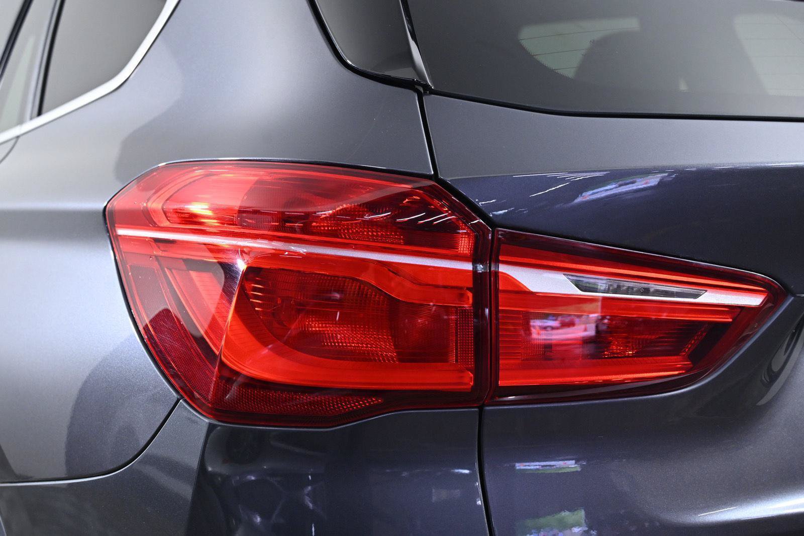 Used 2017 BMW X1 xDrive28i AWD/4WD image 8