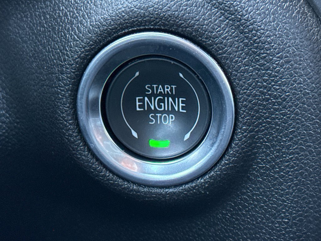 Used 2025 Chevrolet Silverado 2500 W/T w/ WT/CX Safety Package AWD/4WD image 31