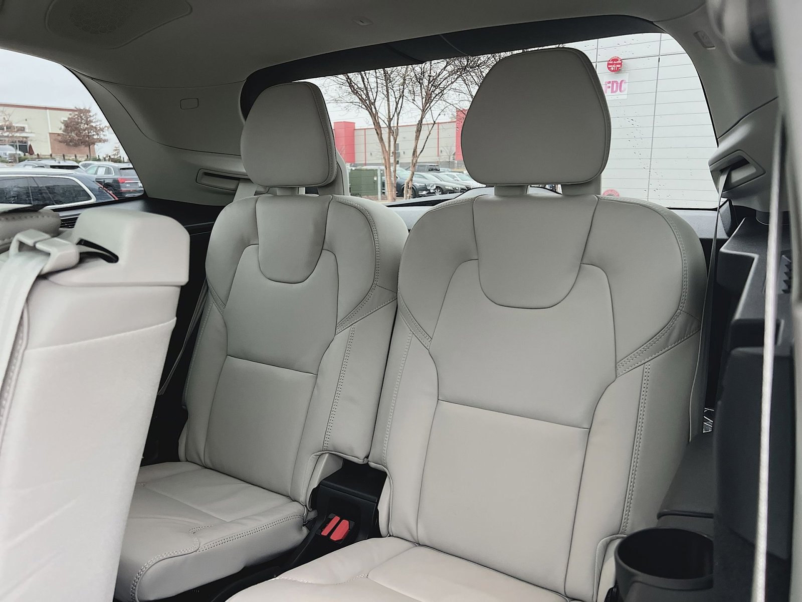 New 2026 Volvo XC90 B6 Ultra w/ Protection Package Premier image 26