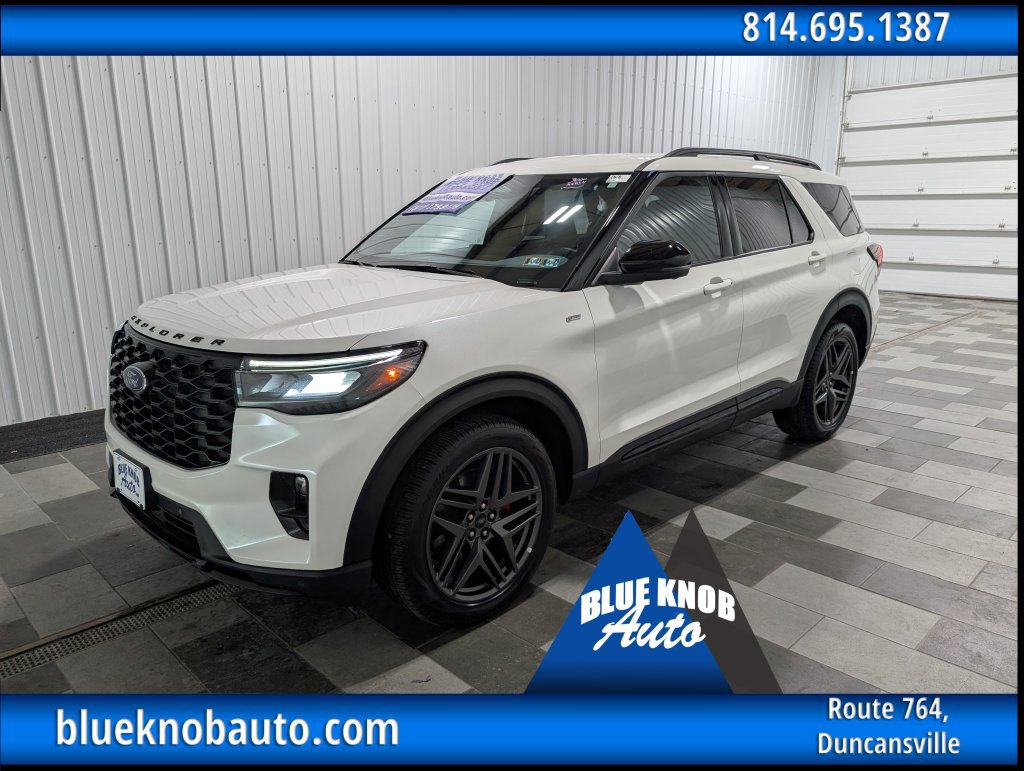 Used 2025 Ford Explorer ST-Line w/ ST-Line Street Pack