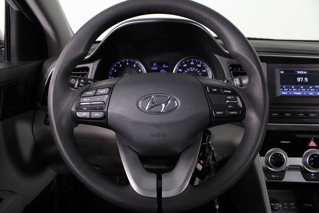 Used 2019 Hyundai Elantra SE image 8