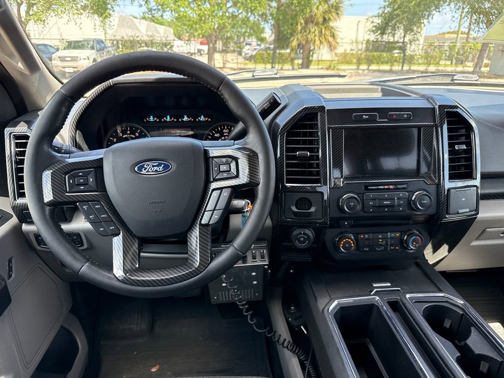 Used 2018 Ford F150 XLT w/ Equipment Group 302A Luxury image 8