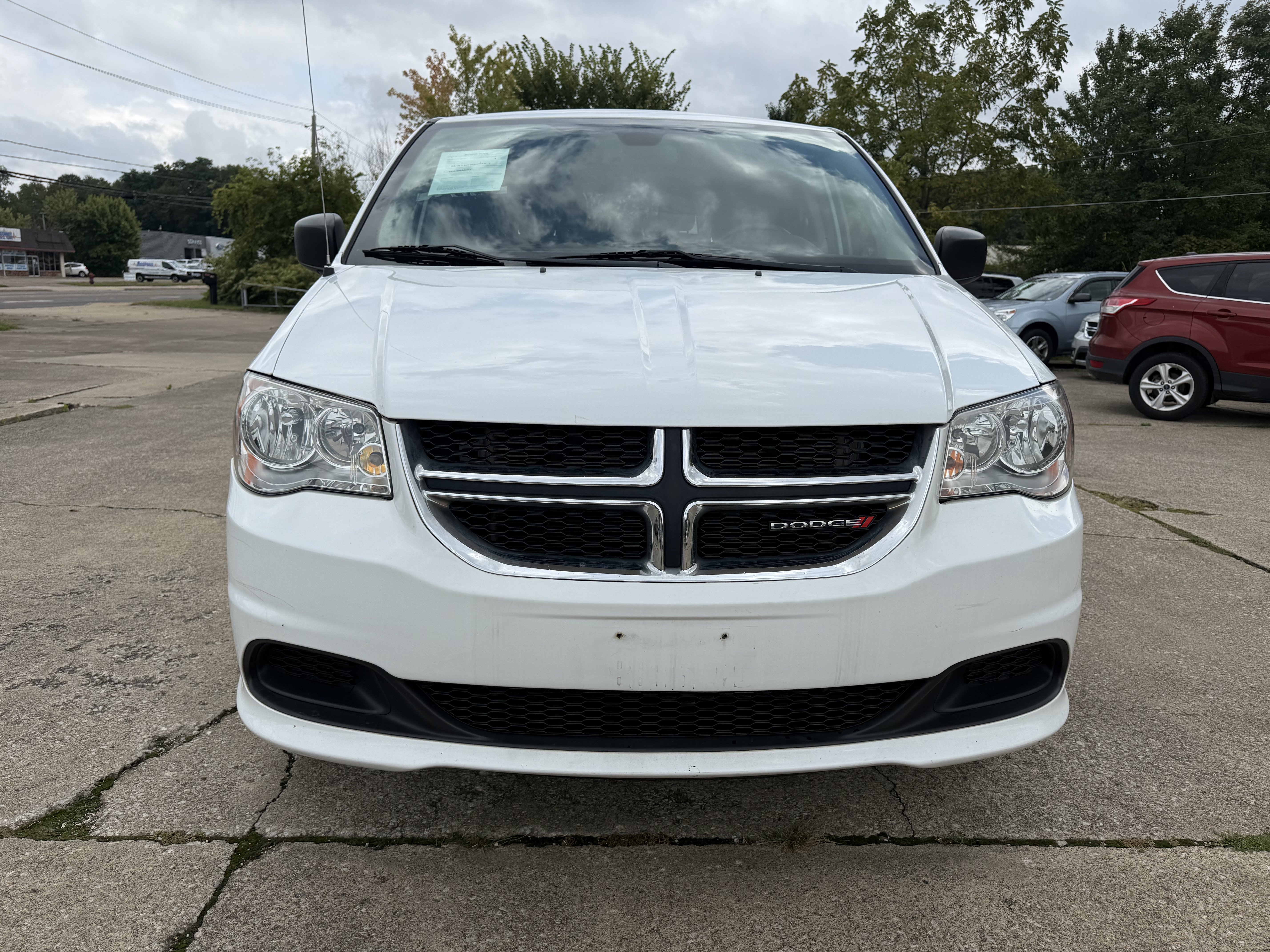 Used 2019 Dodge Grand Caravan SE image 8