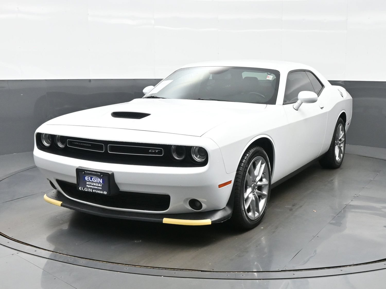 Used 2022 Dodge Challenger GT AWD/4WD image 1