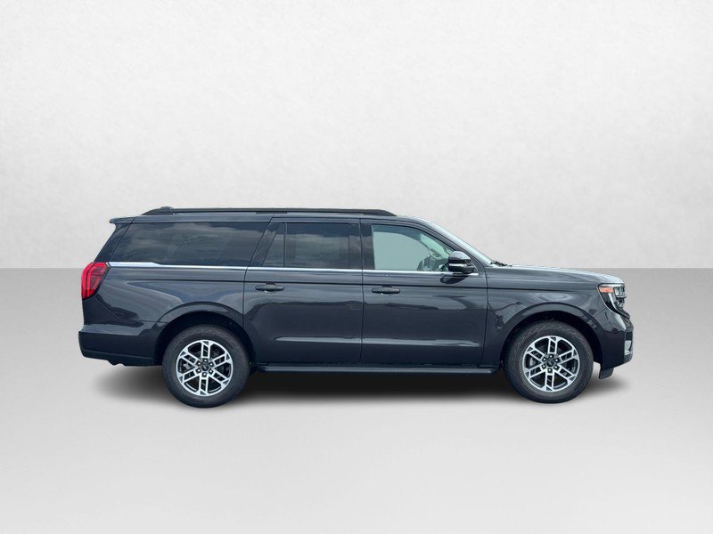 New 2026 Ford Expedition Max Active AWD/4WD image 2