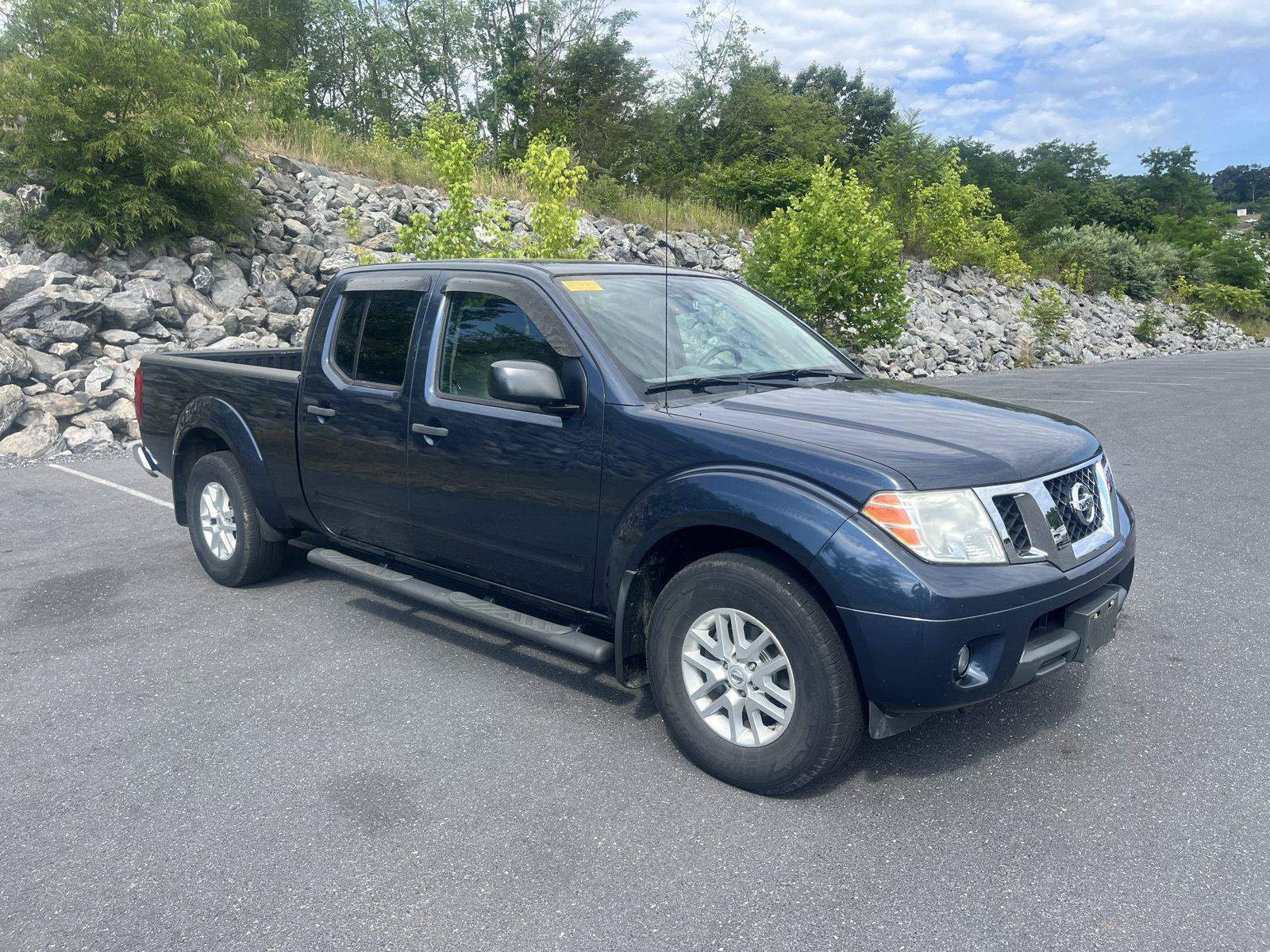 Used 2019 Nissan Frontier SV w/ Value Truck Package AWD/4WD image 1