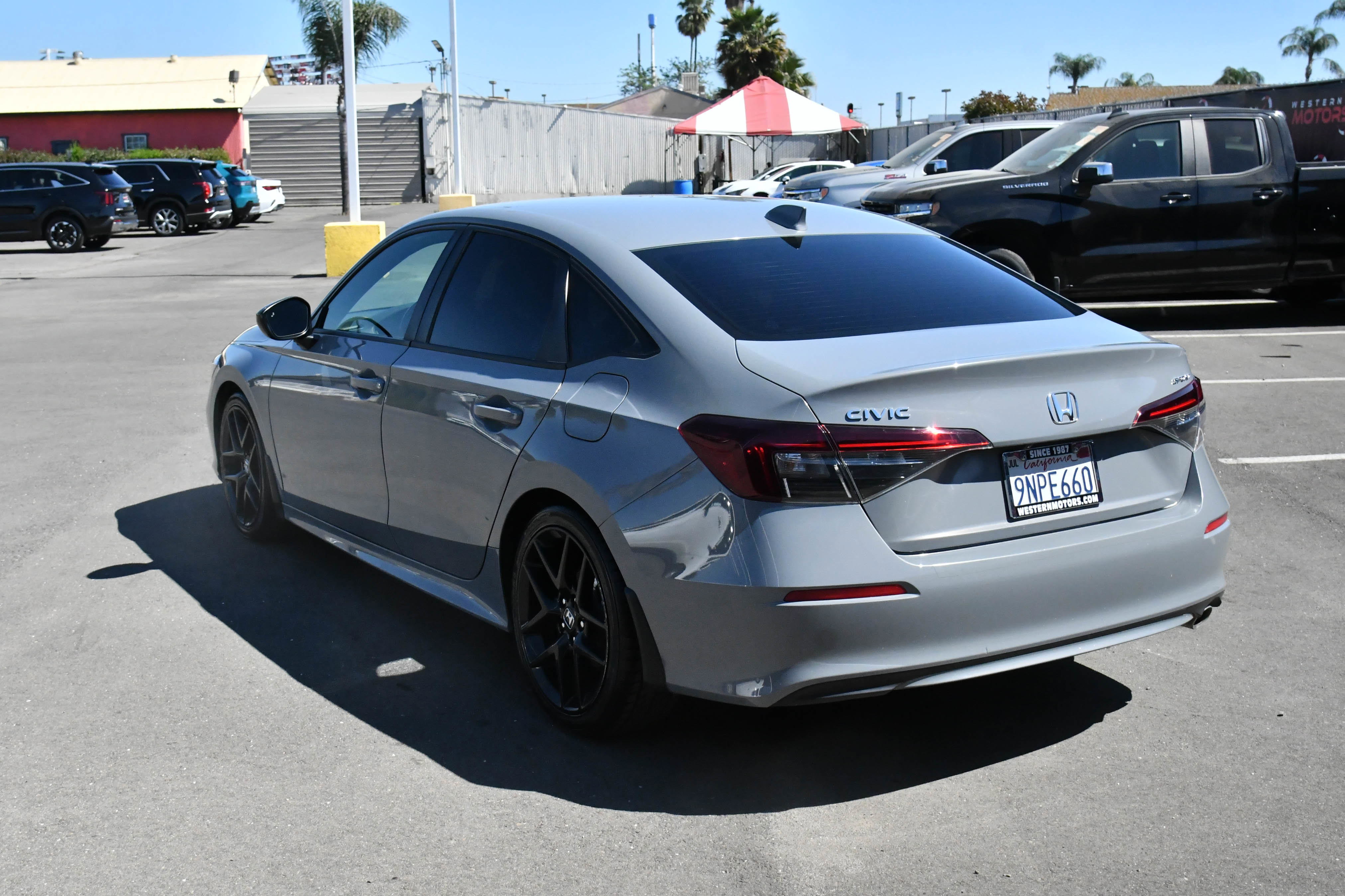 Used 2025 Honda Civic Sport image 6