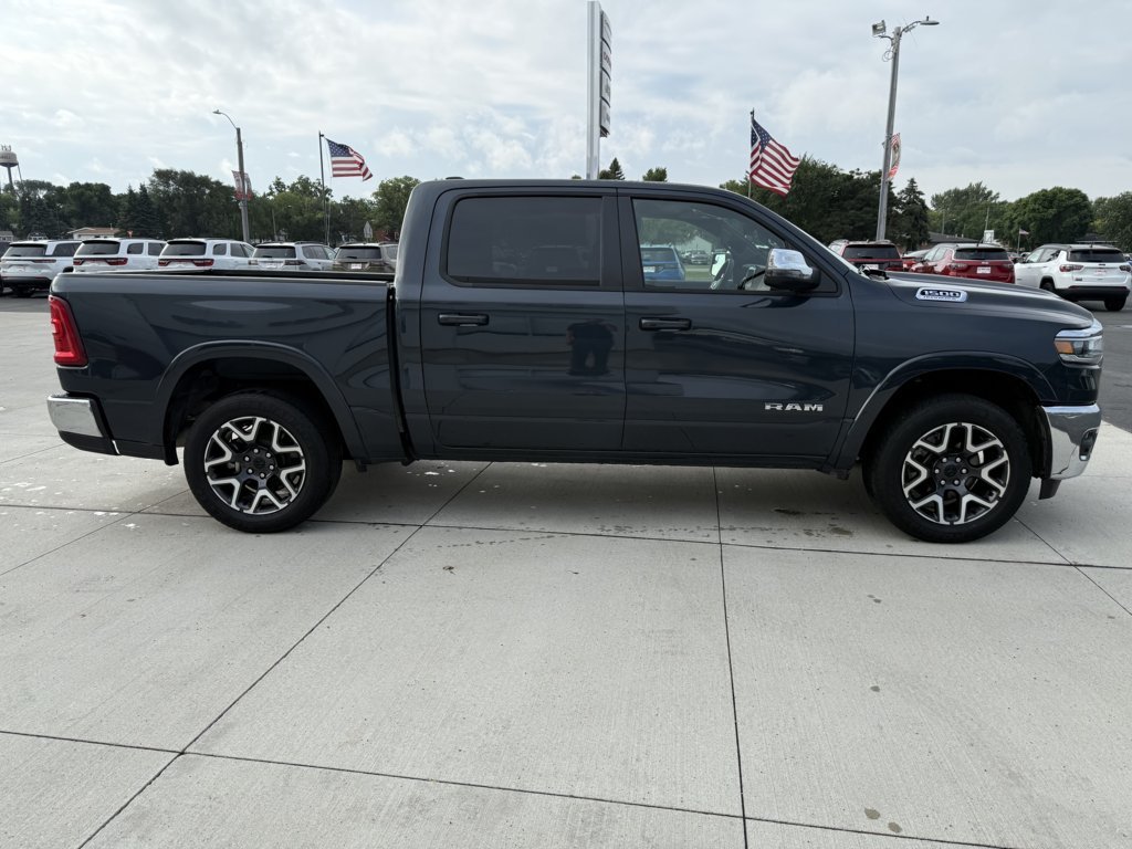 Used 2026 RAM 1500 Laramie AWD/4WD image 9