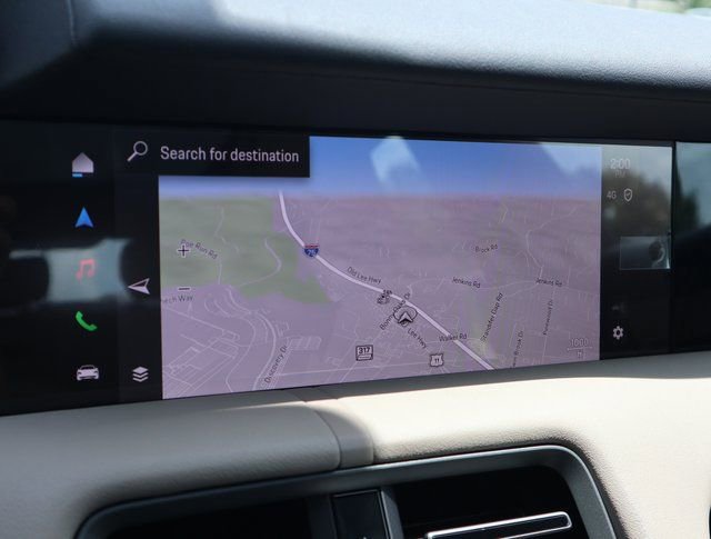 Used 2025 Porsche Taycan image 11