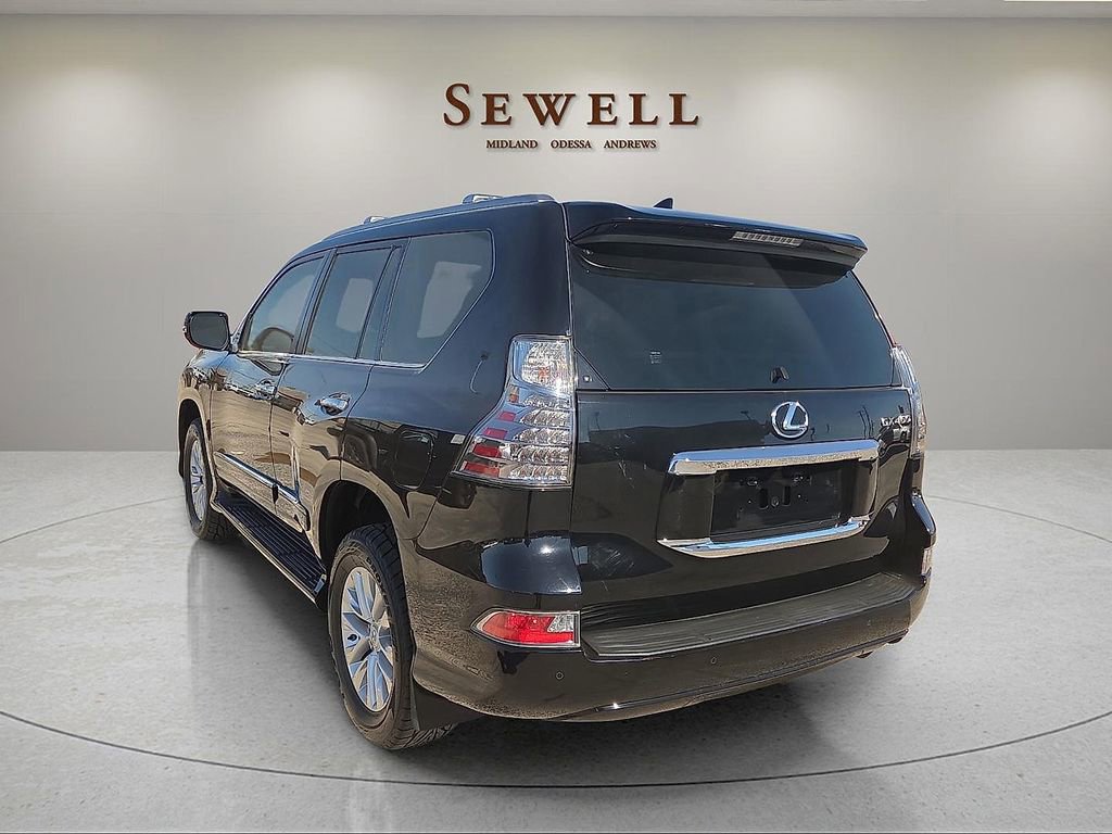 Used 2019 Lexus GX 460 Premium w/ Premium Package image 3