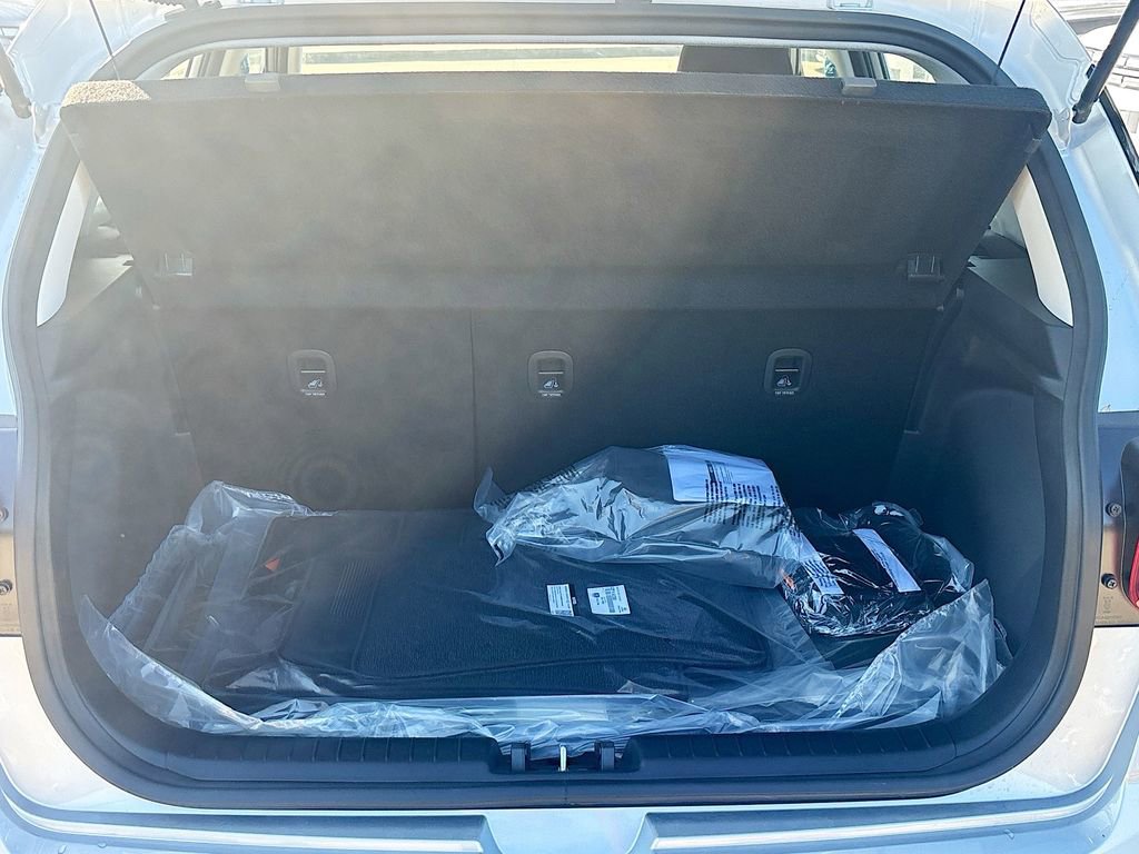 New 2025 Hyundai Venue SEL image 24