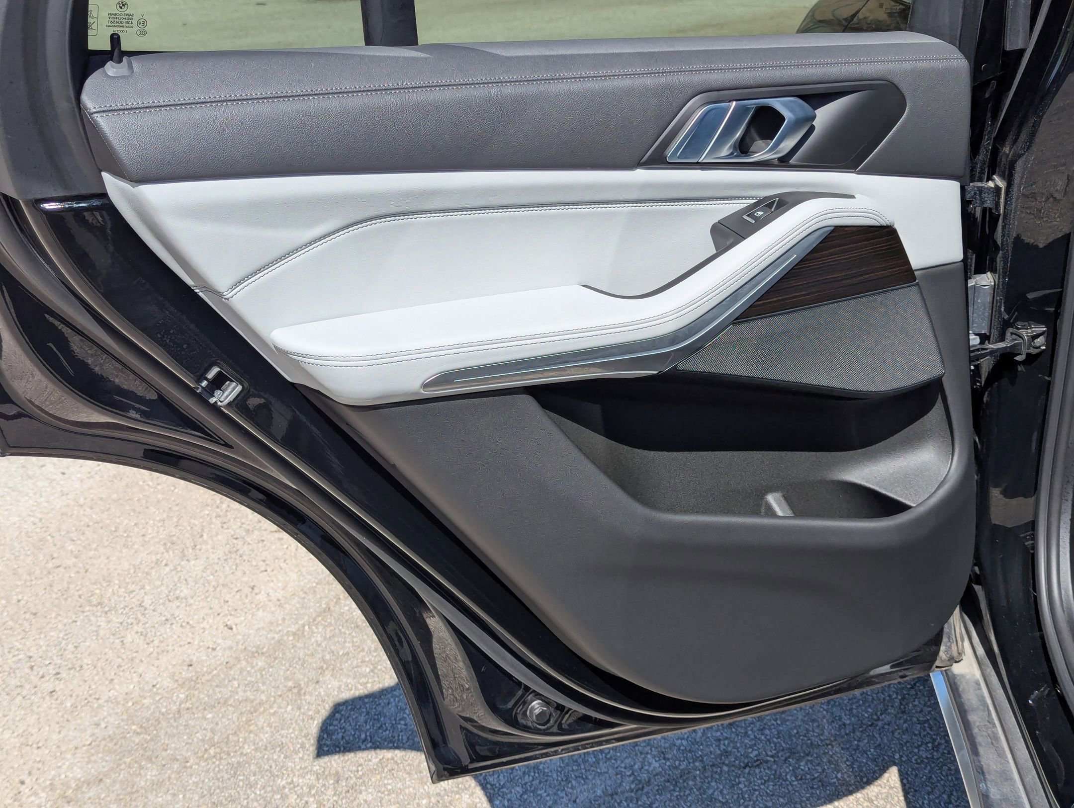 Used 2023 BMW X5 xDrive40i w/ Premium Package image 15