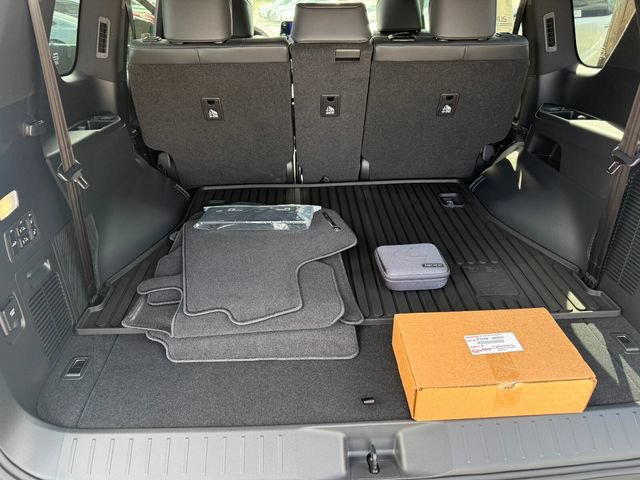 New 2026 Lexus LX 600 4WD w/ Luxury Package image 29