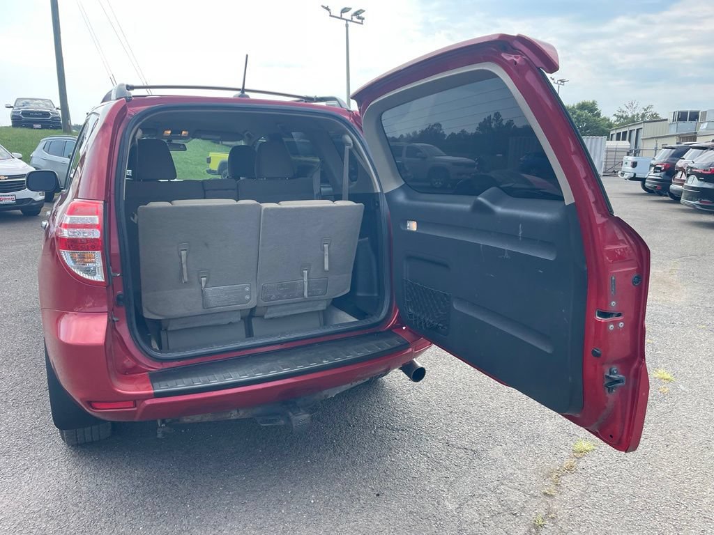 Used 2012 Toyota RAV4 4WD w/ Value Pkg image 8
