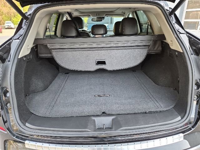 Used 2023 Nissan Murano Platinum w/ Cargo Package AWD/4WD image 7