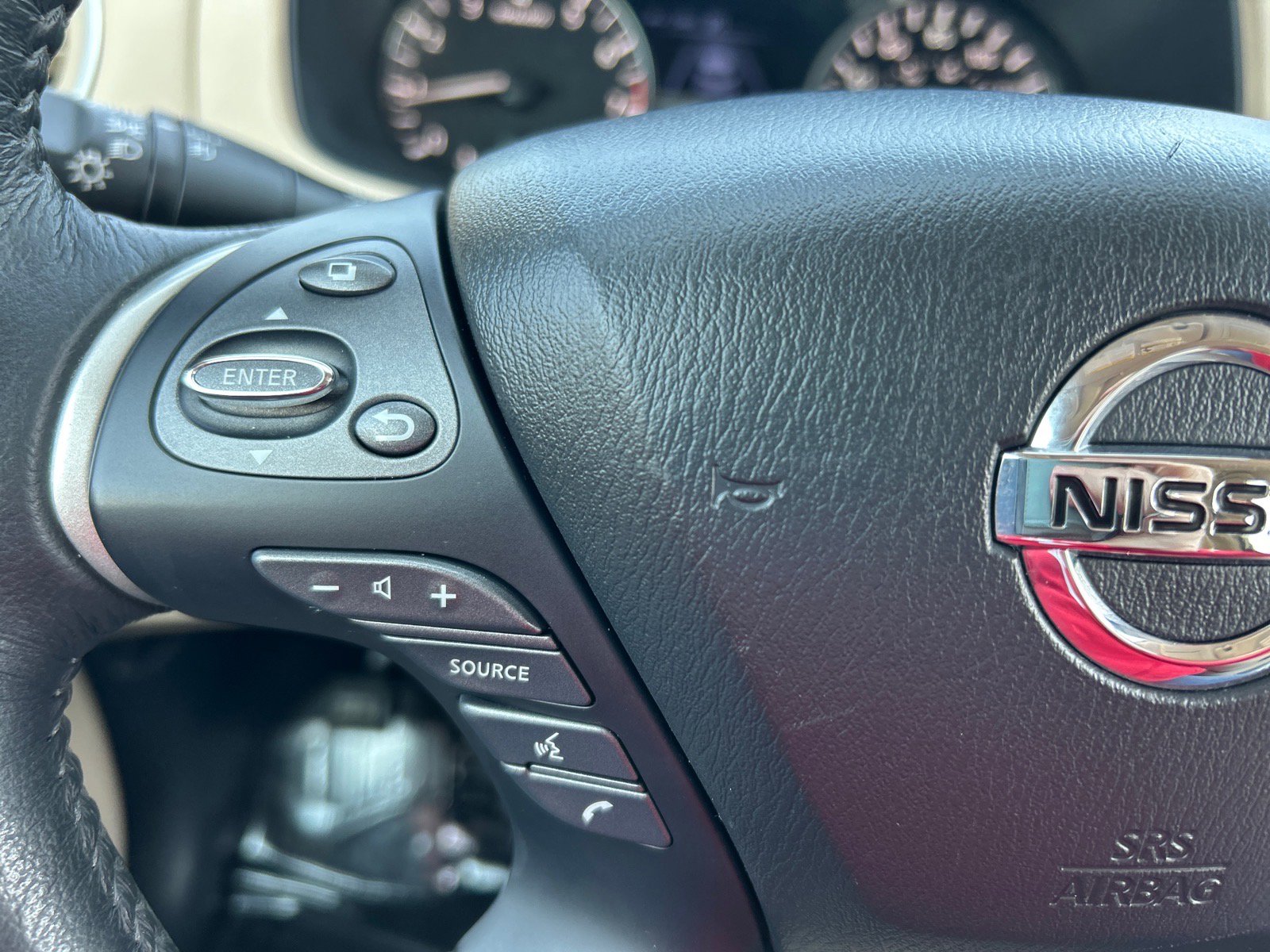 Used 2019 Nissan Pathfinder SL w/ SL Premium Package image 27