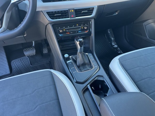 New 2026 Volkswagen Taos SE image 20