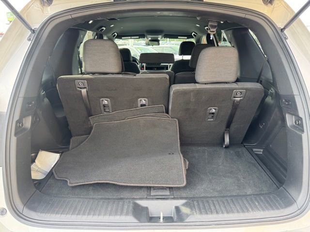 Used 2025 Honda Pilot Sport image 10