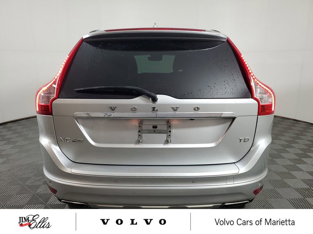Used 2017 Volvo XC60 T5 Inscription FWD image 5