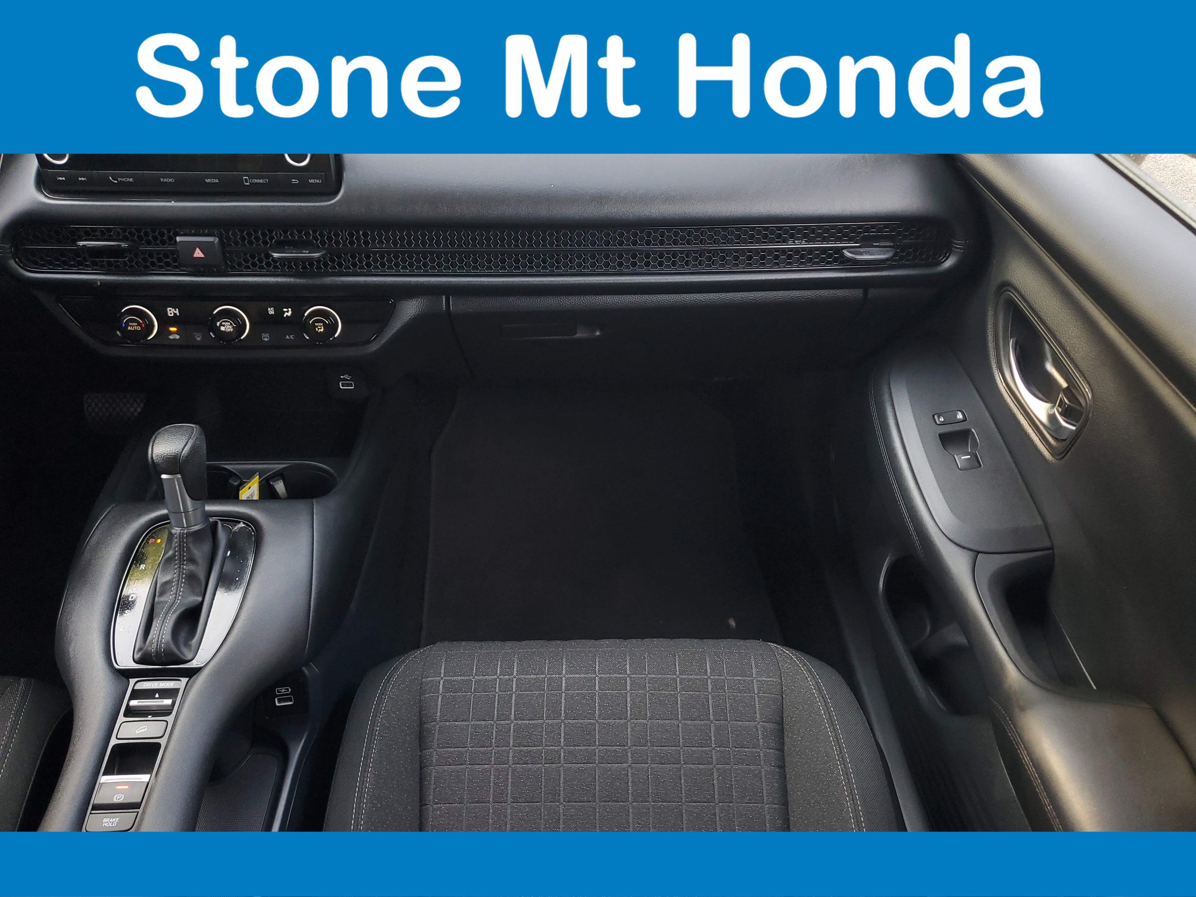 Used 2023 Honda HR-V LX image 16